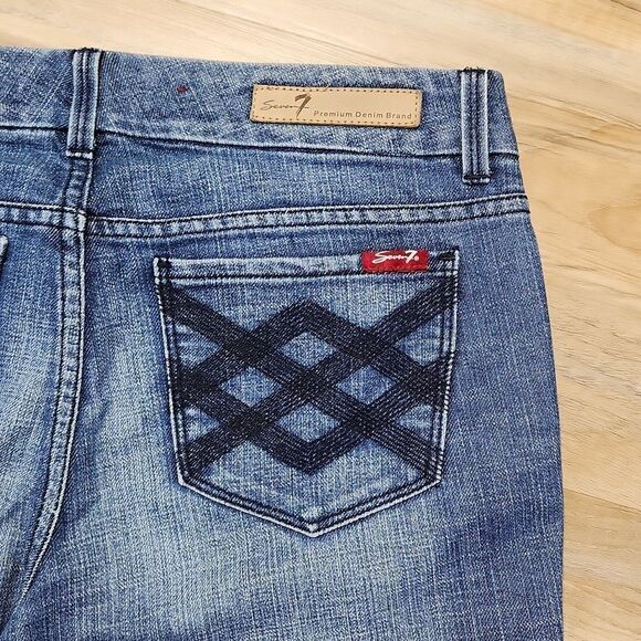 🔸️HOST PICK Anthro Seven7 Blue Decorative Back Pockets Jeans Size 6/28 - Picture 8 of 13